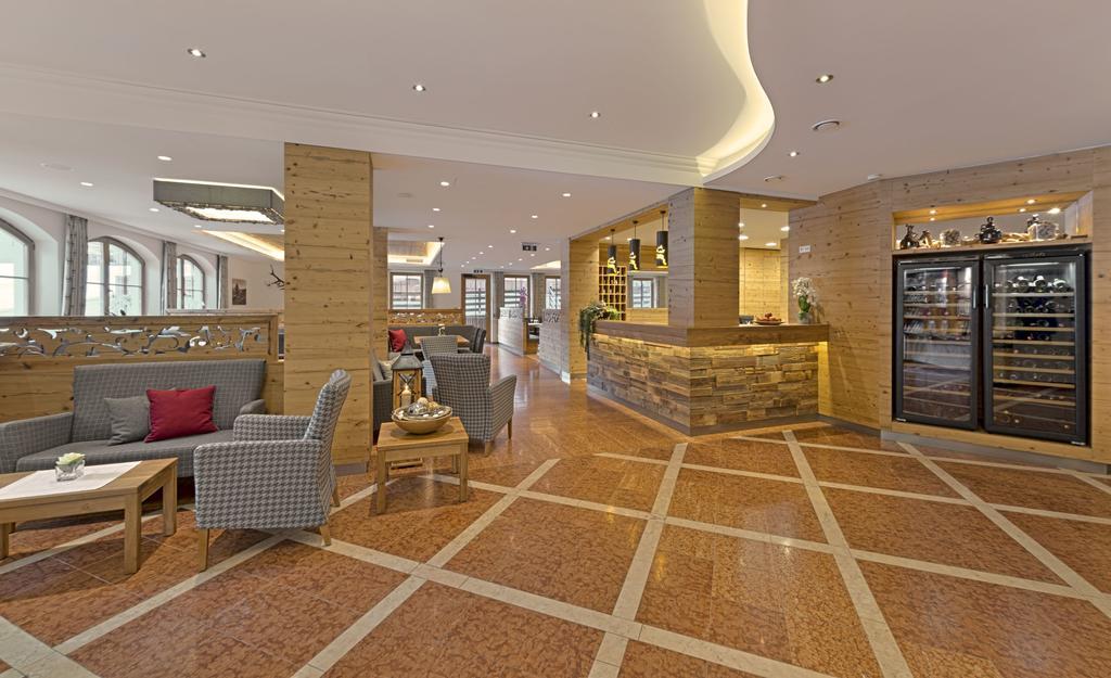 Hotel Kristall Гроссарль Экстерьер фото